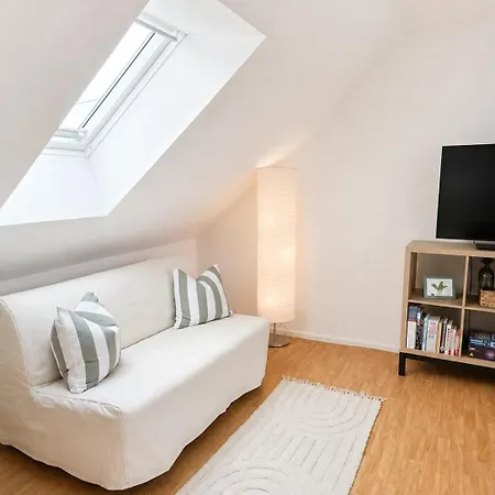 Homes Apartment *